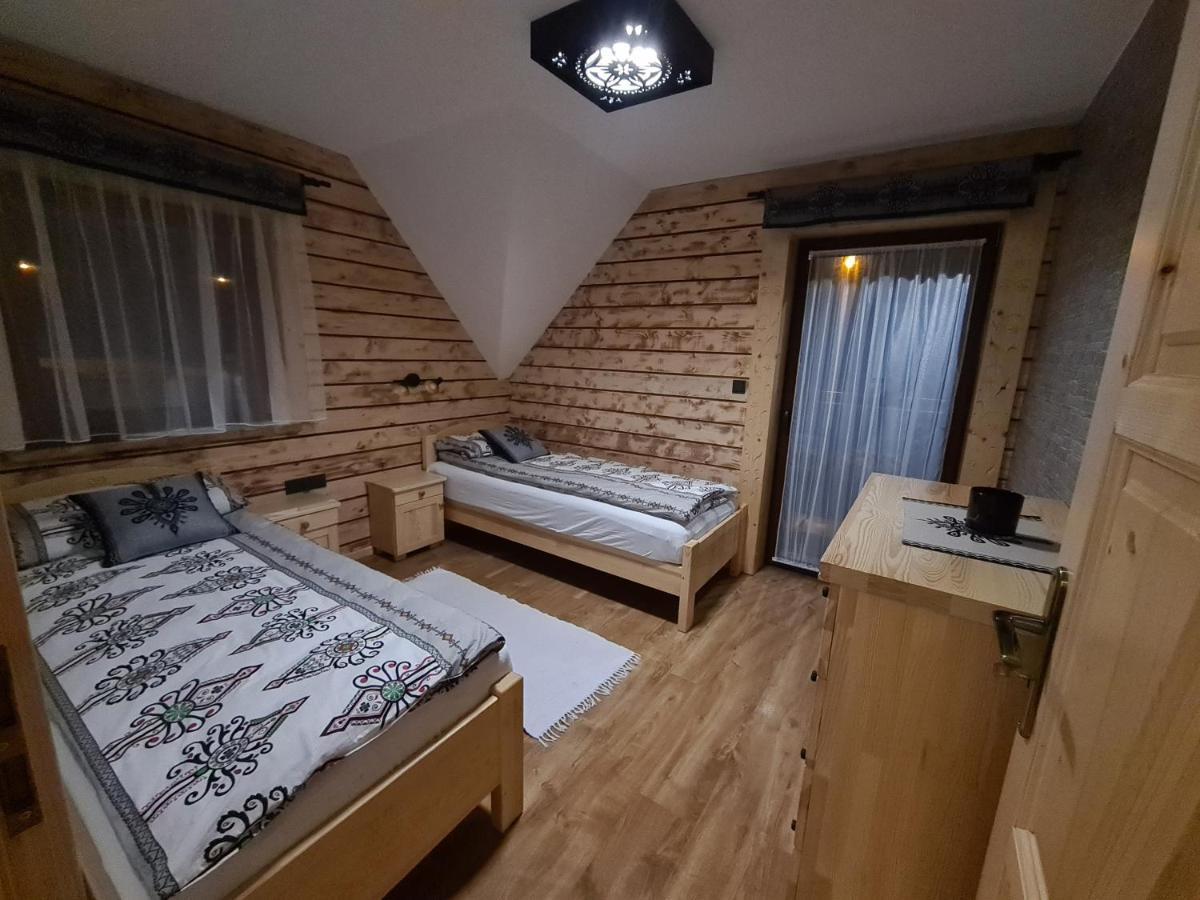 Domek U Jarzabkow Ciche  外观 照片